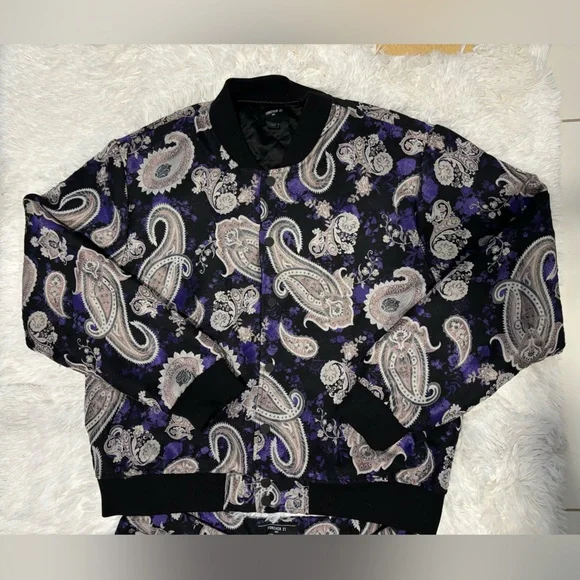 Forever 21 | Set Men Paisley Jacquard | Shorts Size 36 and Jackets Size L | - Picture 5 of 7